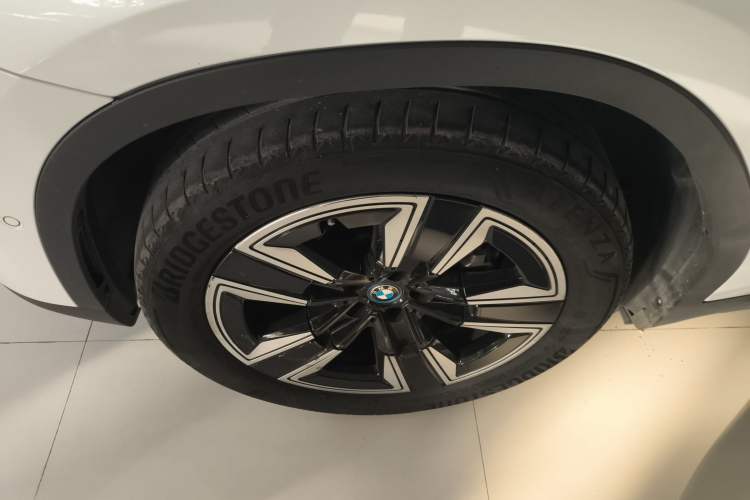 Used BMW iX3 2021 Updated Leading Edition Exterior 3
