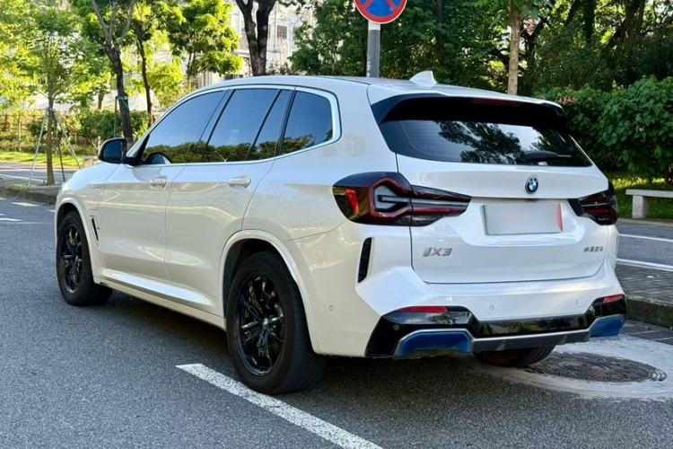 Used BMW iX3 2021 Updated Leading Edition Exterior 5