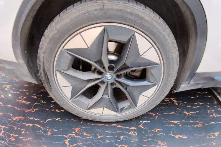 Used BMW iX3 2021 Updated Leading Type Exterior 5