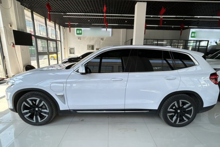 Used BMW iX3 2021 Leading Model Exterior 6