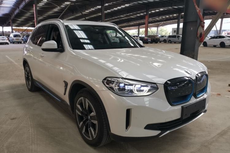 Used BMW iX3 2021 Leading Model Front Right 45 Deg