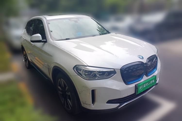 Used BMW iX3 2021 Leading Model Front Right 45 Deg