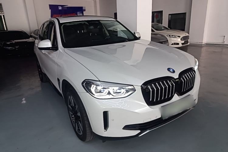 Used BMW iX3 2021 Updated Leading Edition Front Right 45 Deg