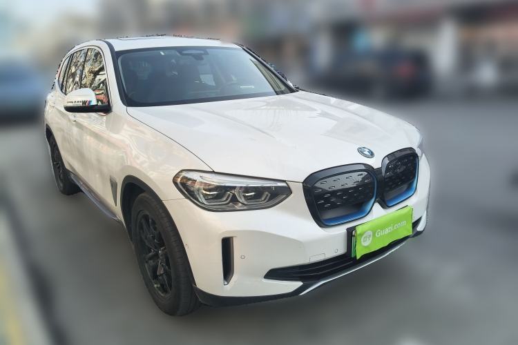 Used BMW iX3 2021 Leading Model Front Right 45 Deg
