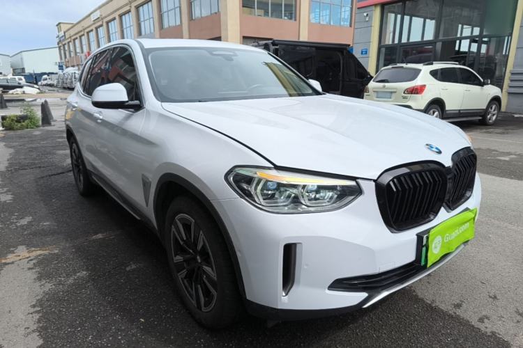 Used BMW iX3 2021 Leading Model Front Right 45 Deg