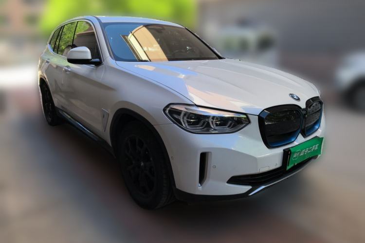 Used BMW iX3 2021 Leading Model Front Right 45 Deg