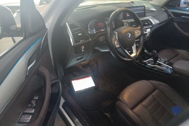Used BMW iX3 2021 Updated Leading Type Interior 3