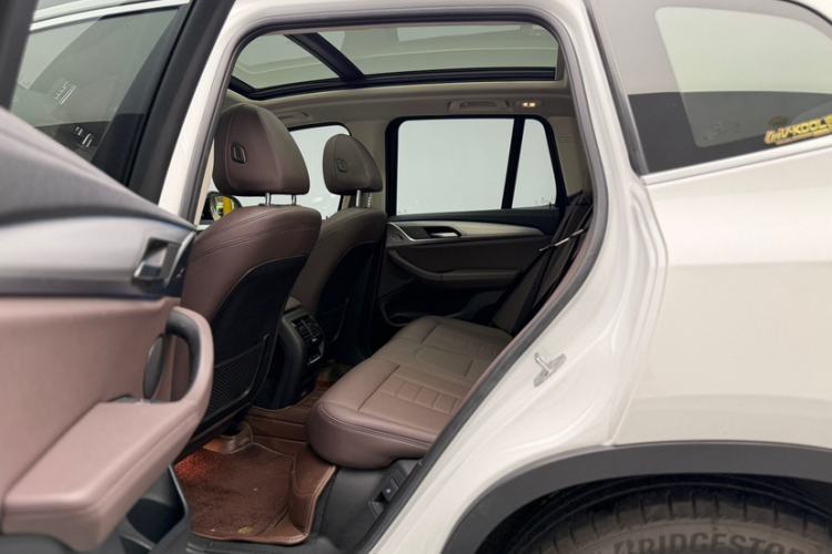 Used BMW iX3 2021 Leading Model Interior 4