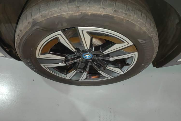 Used BMW iX3 2021 Leading Model Left Front Wheel Hub