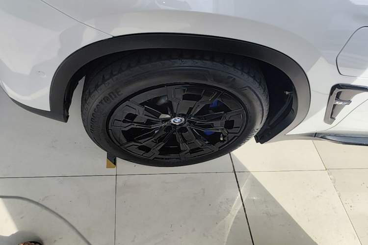 Used BMW iX3 2021 Updated Leading Edition Left Front Wheel Hub