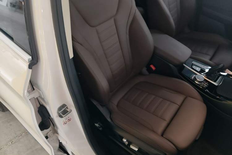 Used BMW iX3 2021 Updated Leading Type Right Front Seat