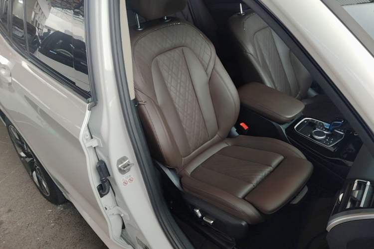 Used BMW iX3 2021 Updated Leading Type Right Front Seat
