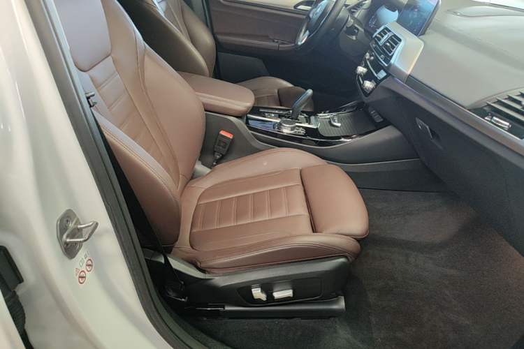 Used BMW iX3 2021 Updated Leading Type Right Front Seat