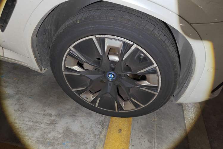 Used BMW iX3 2021 Updated Leading Type Right Front Wheel Hub