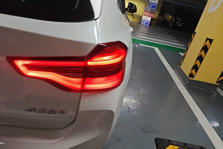 Used BMW iX3 2021 Leading Model Right Rear Taillight