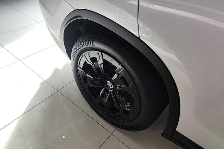 Used BMW iX3 2021 Updated Leading Edition Right Rear Wheel Hub