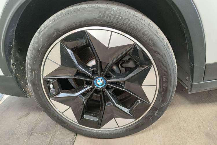 Used BMW iX3 2021 Updated Leading Type Right Rear Wheel Hub