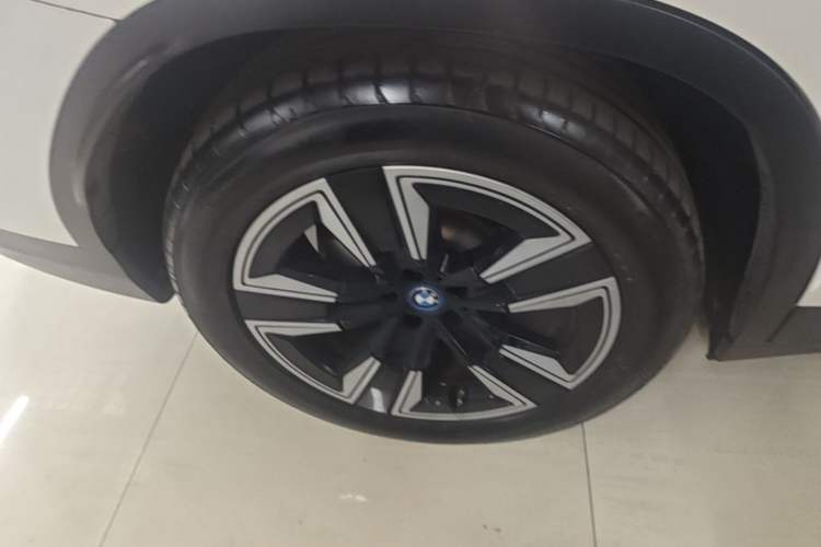 Used BMW iX3 2021 Updated Leading Edition Right Rear Wheel Hub
