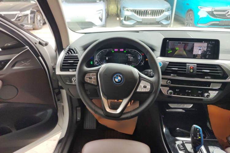 Used BMW iX3 2021 Updated Leading Type Steering Wheel