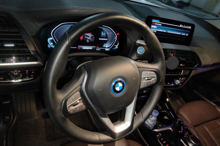 Used BMW iX3 2021 Updated Leading Type Steering Wheel