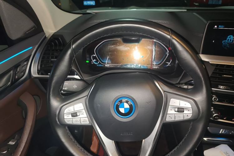Used BMW iX3 2021 Updated Leading Type Steering Wheel