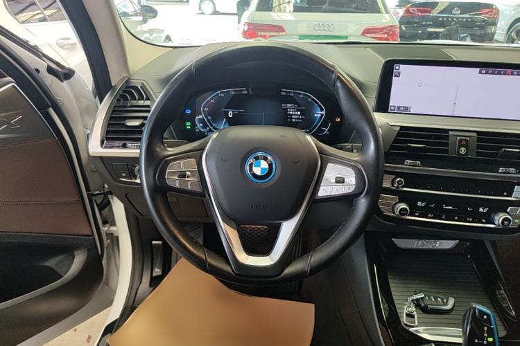 Used BMW iX3 2021 Updated Leading Type Steering Wheel