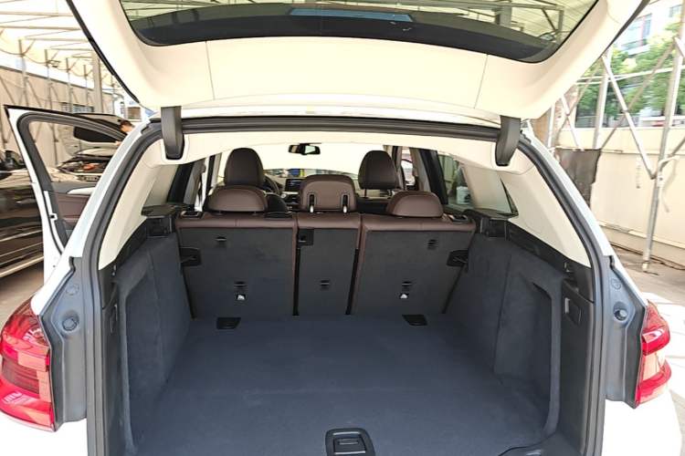 Used BMW iX3 2021 Updated Leading Type Trunk