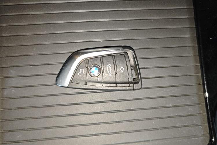 Used BMW iX3 2021 Leading Model Vehicle Key