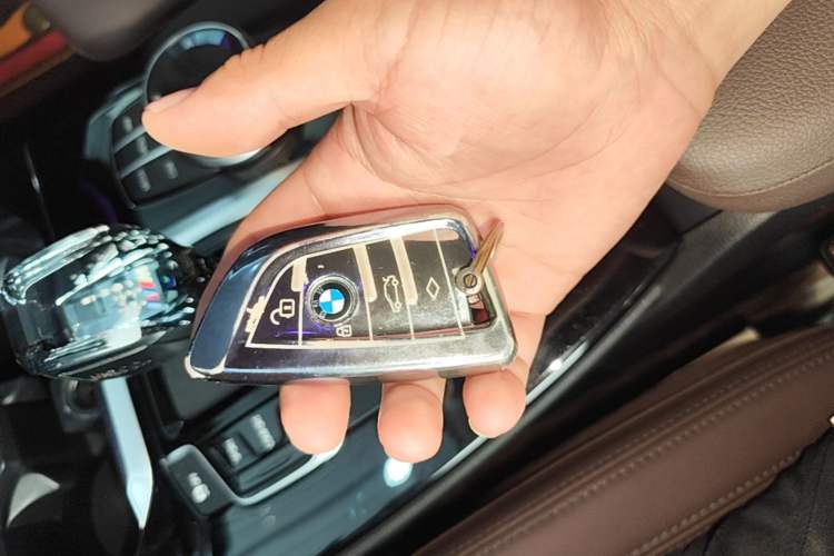 Used BMW iX3 2021 Updated Leading Edition Vehicle Key