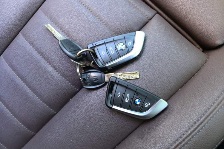 Used BMW iX3 2021 Leading Model Vehicle Key