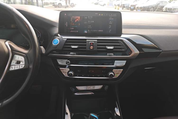 Used BMW iX3 2021 Leading Model Audio And AC Panel