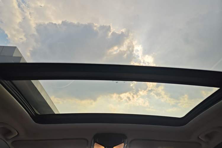 Used BMW iX3 2021 Leading Model Headliner