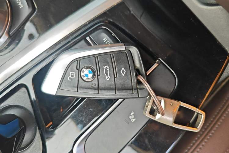 Used BMW iX3 2021 Leading Model Vehicle Key