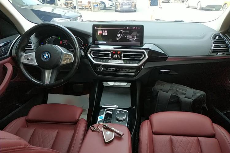 Used BMW iX3 2022 Updated Leading Version Center Console