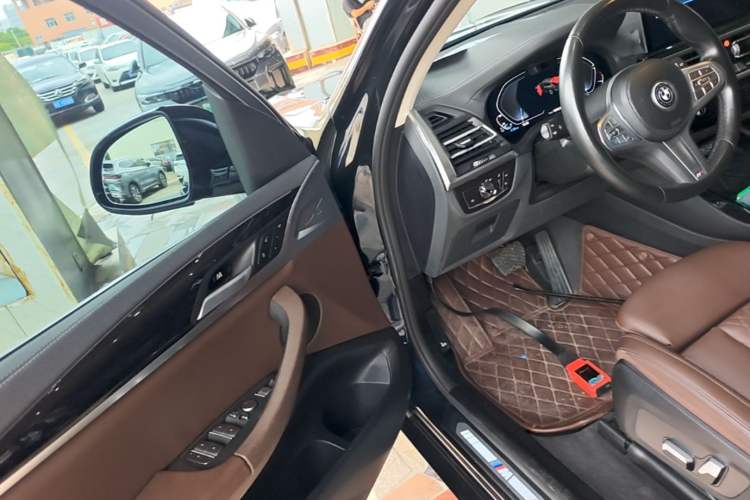 Used BMW iX3 2022 Updated Leading Version Driver Seat