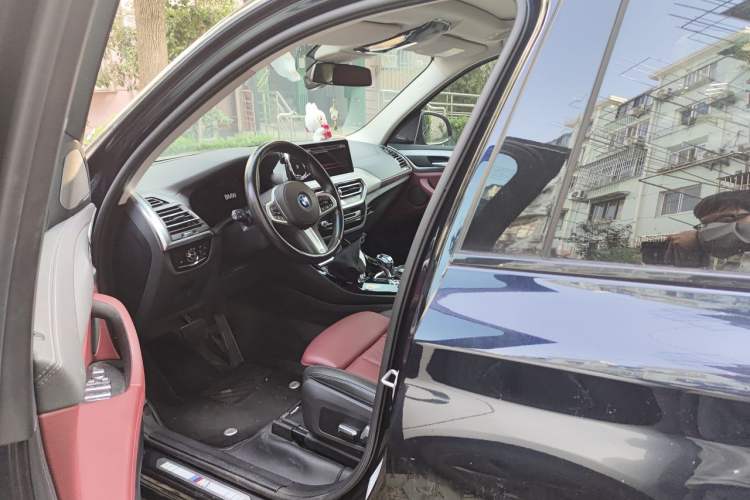 Used BMW iX3 2022 Leading Type Driver Seat