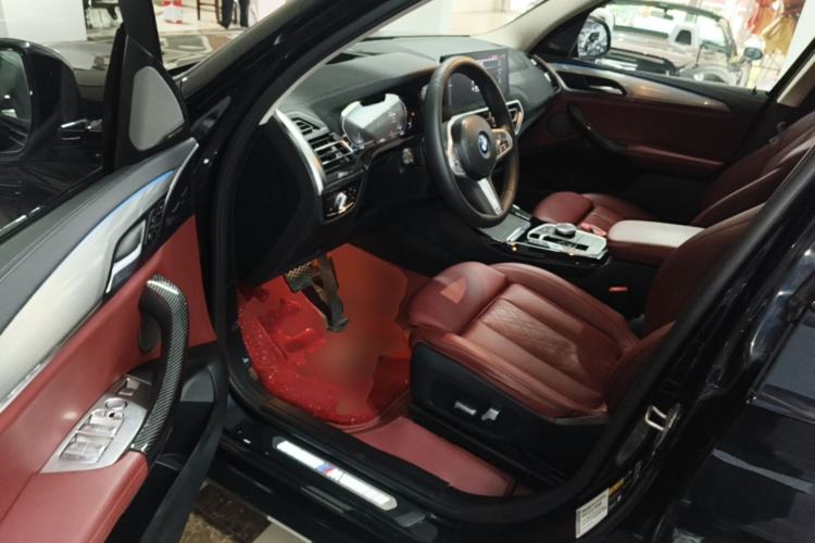 Used BMW iX3 2022 Updated Leading Type Driver Seat