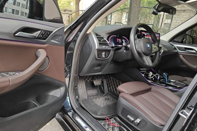 Used BMW iX3 2022 Updated Leading Type Driver Seat
