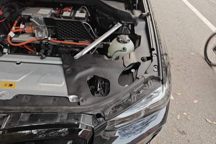 Used BMW iX3 2022 Updated Leading Type Engine Bay Left