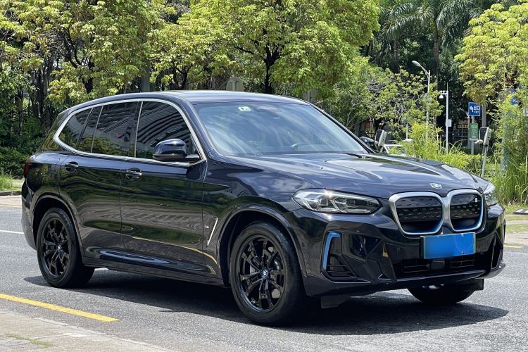 Used BMW iX3 2022 Leading Model Exterior 2