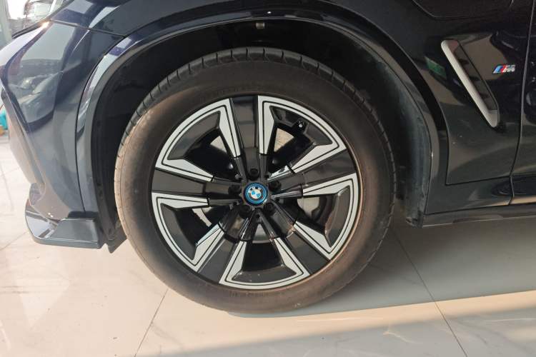 Used BMW iX3 2022 Updated Leading Version Exterior 2