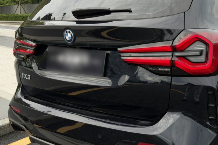 Used BMW iX3 2022 Updated Leading Version Exterior 2