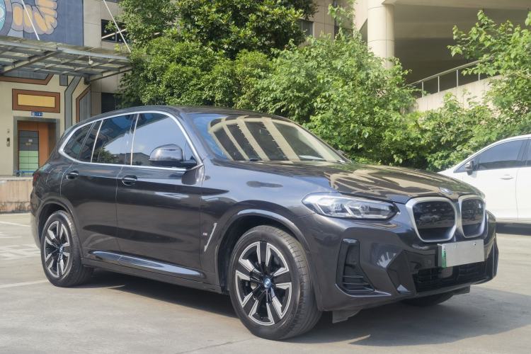 Used BMW iX3 2022 Updated Leading Version Exterior 2