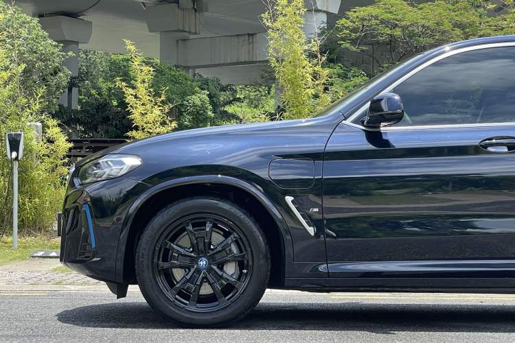 Used BMW iX3 2022 Leading Model Exterior 3