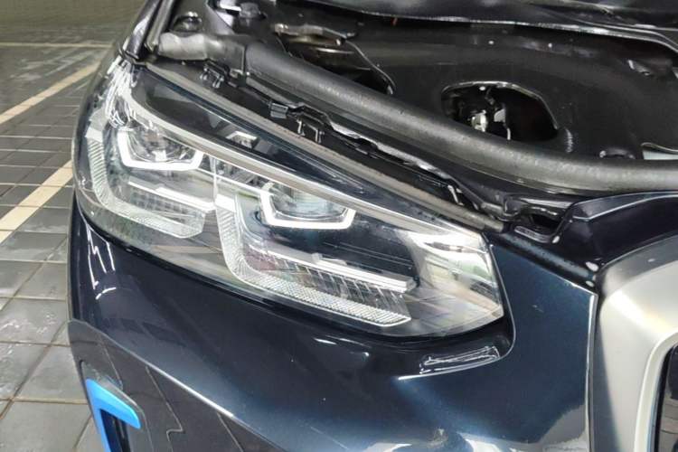 Used BMW iX3 2022 Leading Model Exterior 3