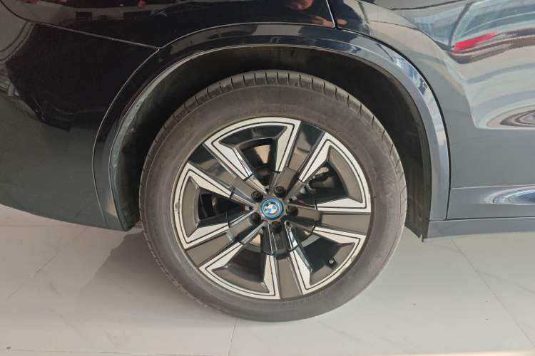 Used BMW iX3 2022 Updated Leading Version Exterior 3
