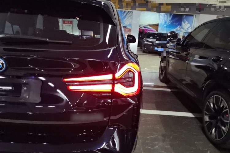 Used BMW iX3 2022 Leading Type Exterior 3