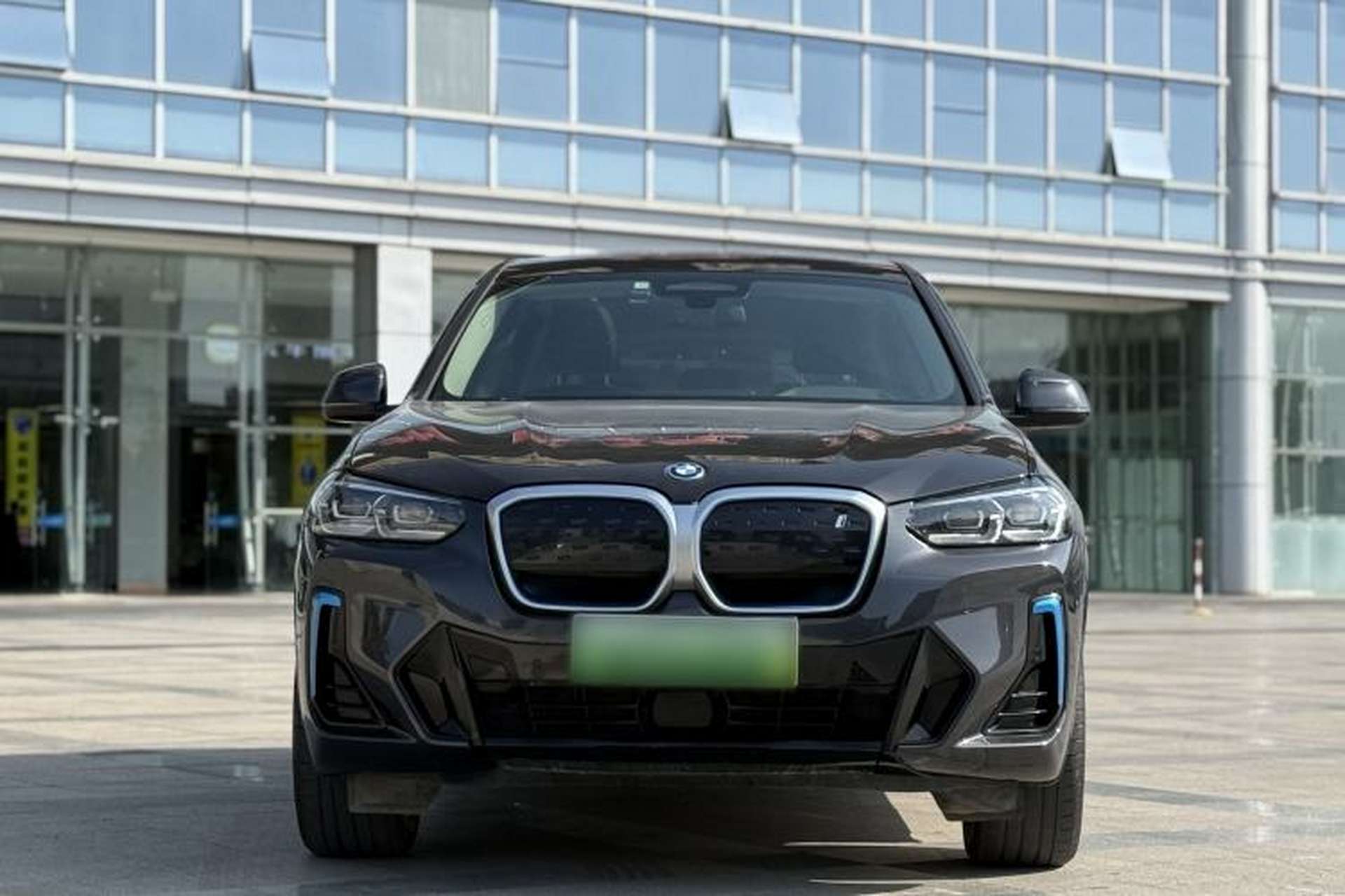 Used BMW iX3 2022 Leading Model Exterior 4