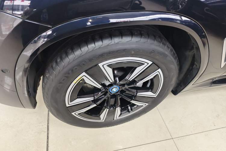 Used BMW iX3 2022 Leading Model Exterior 4