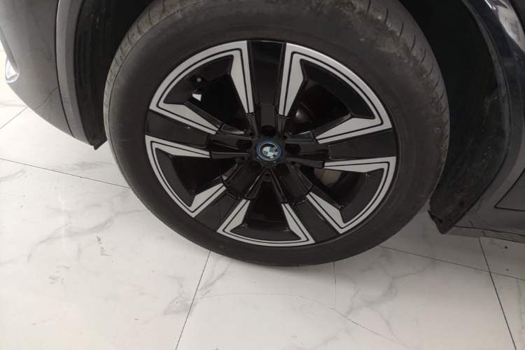 Used BMW iX3 2022 Updated Leading Version Exterior 4